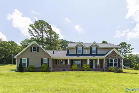 251 Jones Dr, Brownsboro, AL 35741