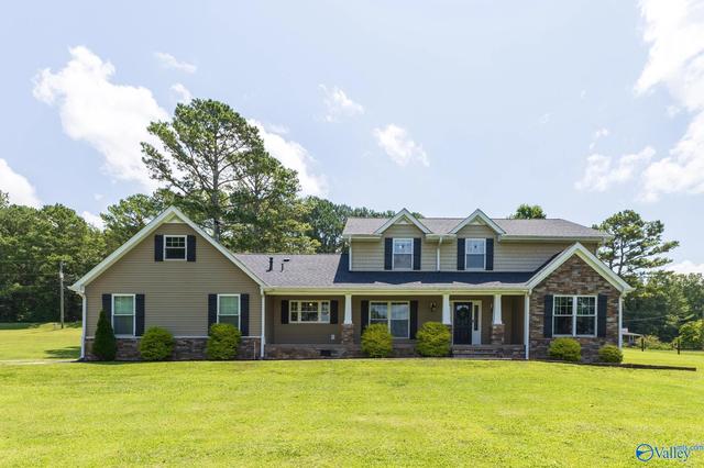 251 Jones Dr, Brownsboro, AL 35741