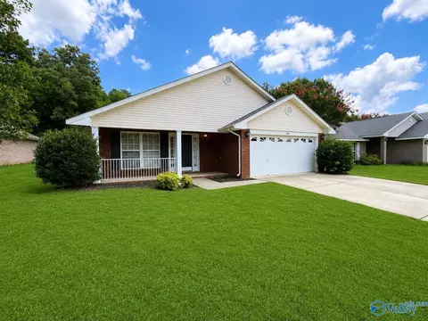 106 Tallmadge Ct, Huntsville, AL 35824
