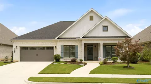 27 Cobbs Cove Way, Huntsville, AL 35803