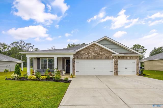 206 Chubbs Ln, Owens Cross Roads, AL 35763