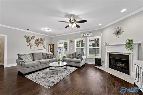Living - 109 Idared Ln, Madison, AL 35758 photo 2 of 3