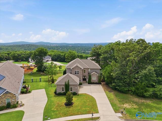 2807 Talon Cir, Huntsville, AL 35811