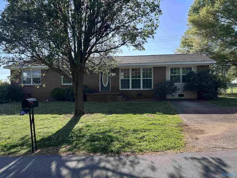 21 Morningside Dr, Madison, AL 35758