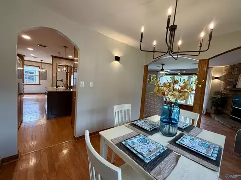 Dining - 817 SE 16th St, Sheffield, AL 35660 photo 2 of 2