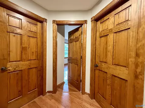 Entry Way - 817 SE 16th St, Sheffield, AL 35660 photo 5 of 6