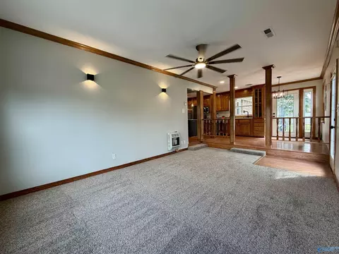 Living - 817 SE 16th St, Sheffield, AL 35660 photo 4 of 4