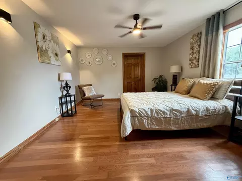 Bedroom - 817 SE 16th St, Sheffield, AL 35660 photo 3 of 4