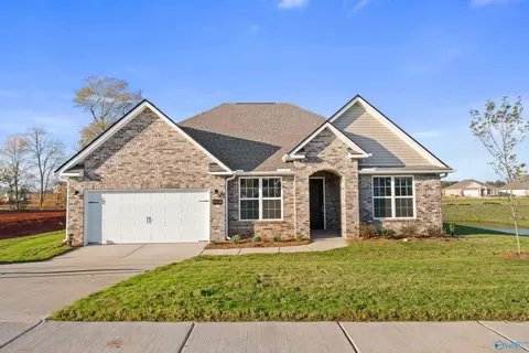 29339 Crawfish Dr, Harvest, AL 35749