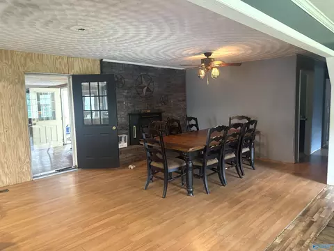 Dining - 29738 Easter Ferry Rd, Lester, AL 35647 photo 2 of 4