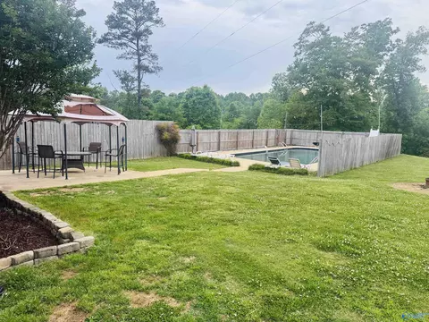 Exterior - 29738 Easter Ferry Rd, Lester, AL 35647 photo 4 of 8