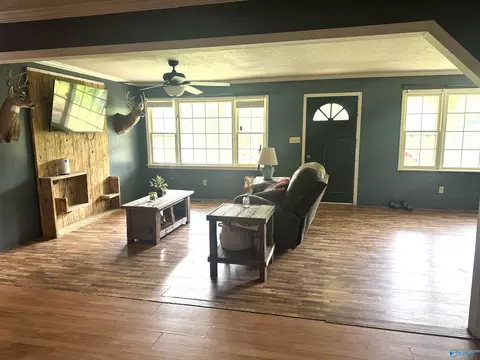 Living - 29738 Easter Ferry Rd, Lester, AL 35647 photo 1 of 3