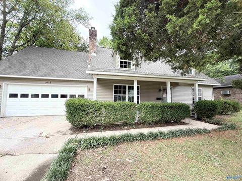 1016 Vicksburg Ln, Huntsville, AL 35803
