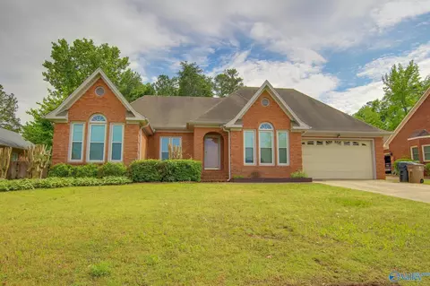2309 Galahad Dr, Decatur, AL 35603