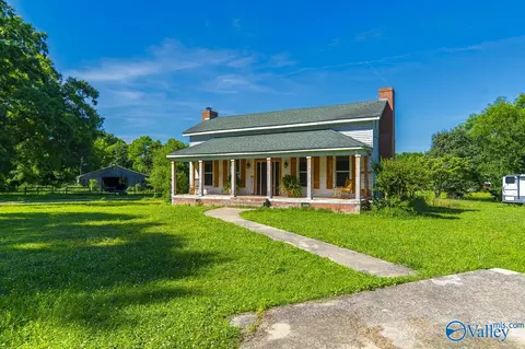 319 A Coulter Dr, New Market, AL 35761