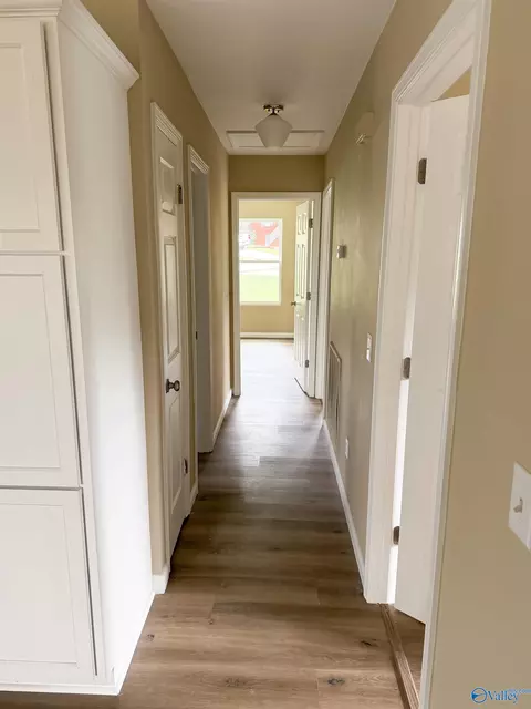 Entry Way - 210 Frances Ln, Hayden, AL 35079 photo 3 of 4