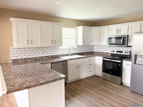 Kitchen - 210 Frances Ln, Hayden, AL 35079 photo 3 of 3