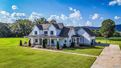 767 Wilson Mann Rd, Owens Cross Roads, AL 35763