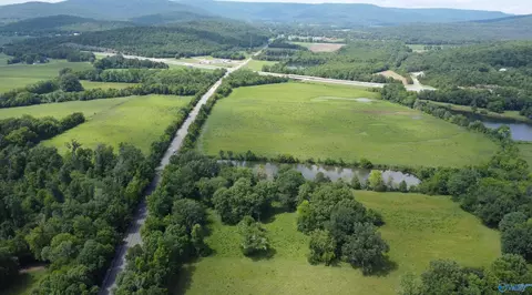 32 Acres Cathedral Caverns Hwy, Woodville, AL 35776