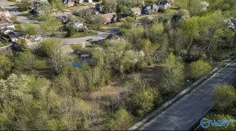 3017 Box Canyon Rd, Huntsville, AL 35803