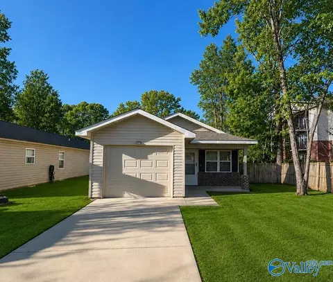 311 Meadow St, Rainbow City, AL 35906