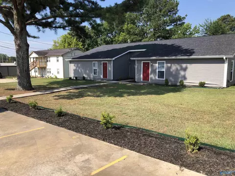 609 Adelle St, Hartselle, AL 35640