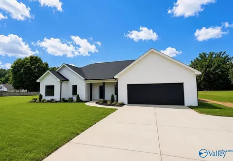 190 County Road 82, Moulton, AL 35650