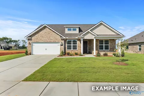 208 Slade Thomas Dr, Meridianville, AL 35759