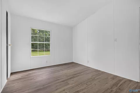 Bedroom - 33 Ted St, Ohatchee, AL 36271 photo 4 of 4