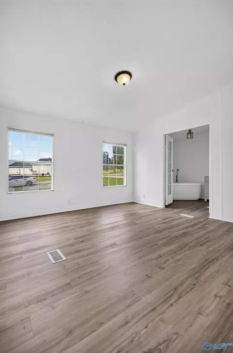 Living - 33 Ted St, Ohatchee, AL 36271 photo 7 of 7
