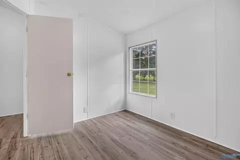 Bedroom - 33 Ted St, Ohatchee, AL 36271 photo 2 of 4