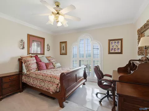 Bedroom - 452 Sharpford Rd, Somerville, AL 35670 photo 5 of 6