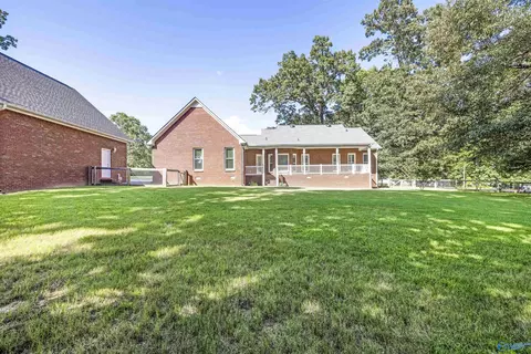 Exterior - 265 Forest Home Dr, Trinity, AL 35673 photo 6 of 7