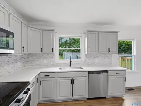 Kitchen - 42 1st Ave, Grant, AL 35747 photo 3 of 5