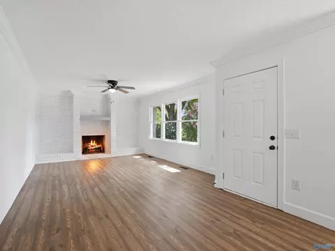 Living - 42 1st Ave, Grant, AL 35747 photo 2 of 7