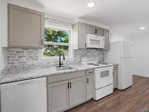 Kitchen - 42 1st Ave, Grant, AL 35747 photo 5 of 5