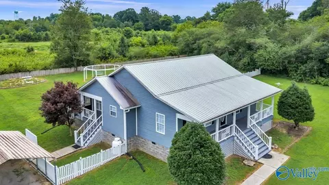 346 Michael Rd, Sylvania, AL 35988