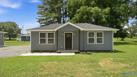 508 Cedar Hill Dr, Scottsboro, AL 35768