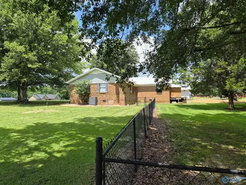 Exterior - 5380 Highway 55, Eva, AL 35621 photo 7 of 11
