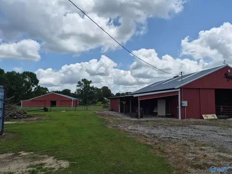 Exterior - 5380 Highway 55, Eva, AL 35621 photo 8 of 11