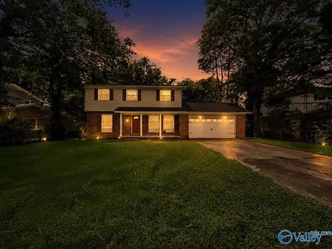 6007 Carmel Dr, Huntsville, AL 35810