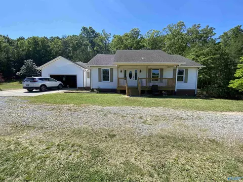 148 County Road 756, Valley Head, AL 35989