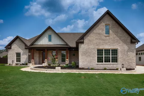 20 Bluff Crk, Huntsville, AL 35803