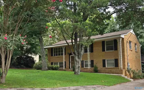2628 Valley Brook Dr, Huntsville, AL 35811