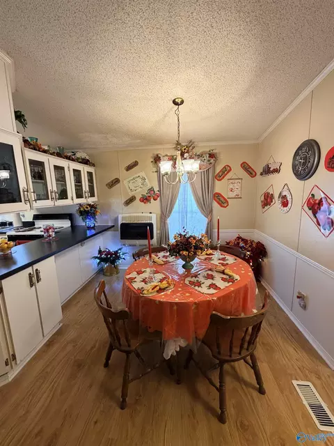 Dining - 15 Dorough St, Steele, AL 35987 photo 1 of 1
