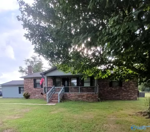 424 Horseshoe Bend Rd, Scottsboro, AL 35769