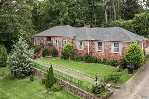2400 Red Oak Rd, Gadsden, AL 35904