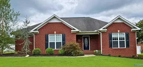 20 Jack Thomas Ct, Hartselle, AL 35640
