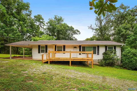 28 King Dr, Union Grove, AL 35175