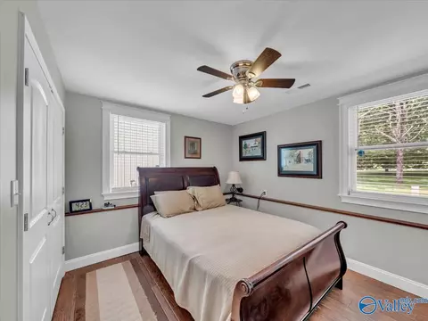 Bedroom - 444 Moss View Rd, Section, AL 35771 photo 3 of 4